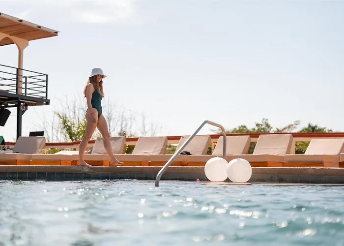 Maravida Social By Crazy Monkey 4* Tamarindo