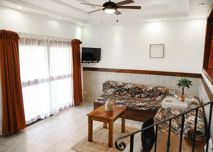 Hotel Maravida Social By Crazy Monkey Tamarindo
