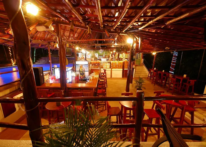 Hotel Maravida Social By Crazy Monkey Tamarindo